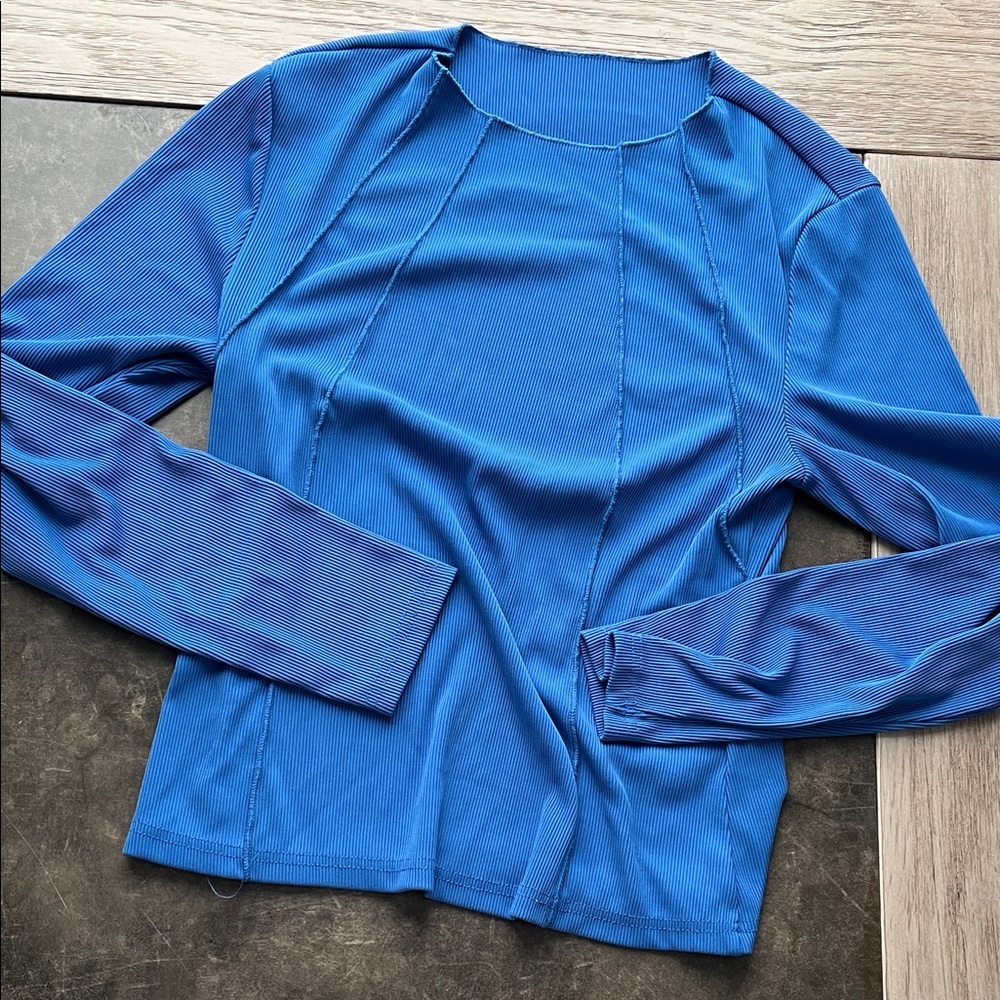 Blue ribbed long sleeve